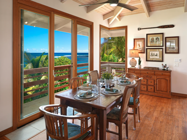 Experience Luxury in Moloa'a Bay - The Perfect Kauai Retreat